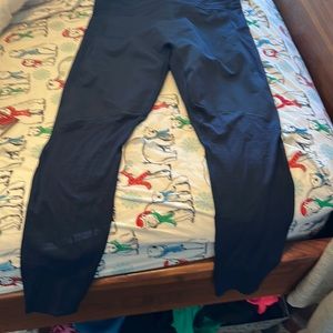 Lululemon cold weather tights F